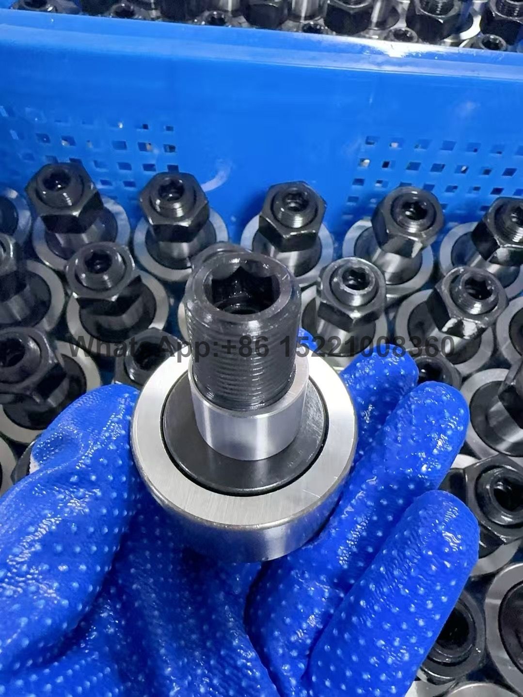 KRVE52PP Budget Stud Type Track Roller Full Comp follower with needle rollers