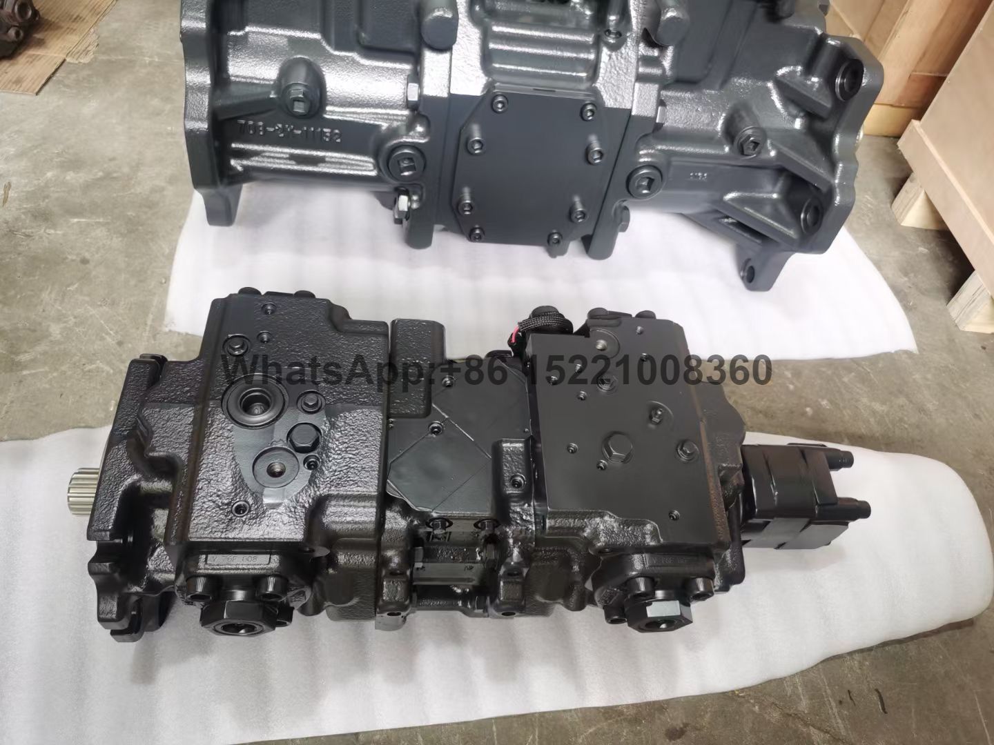 Komatsu PC2000-8 Fan Pump 708-2L-00280 Hydraulic Pump Mian pump